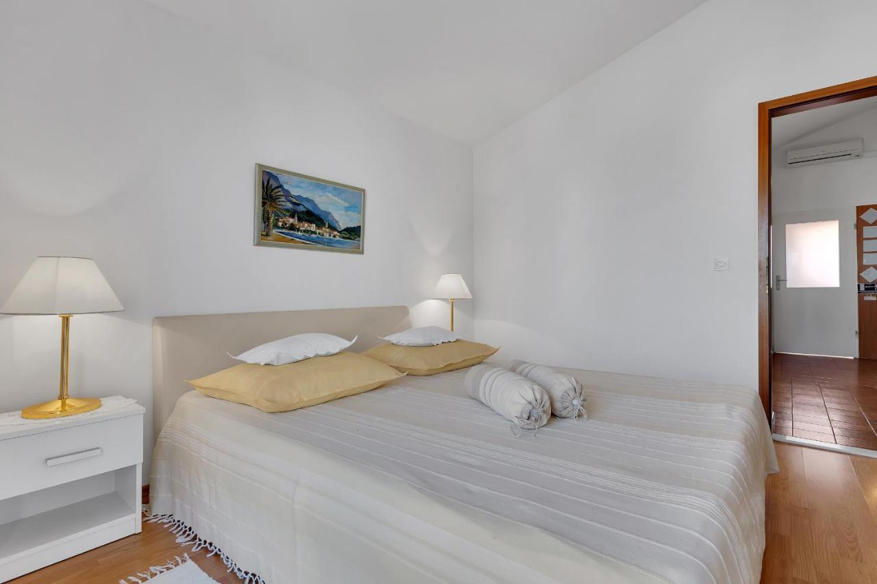 Apartments Paunovic Makarska Ngoại thất bức ảnh